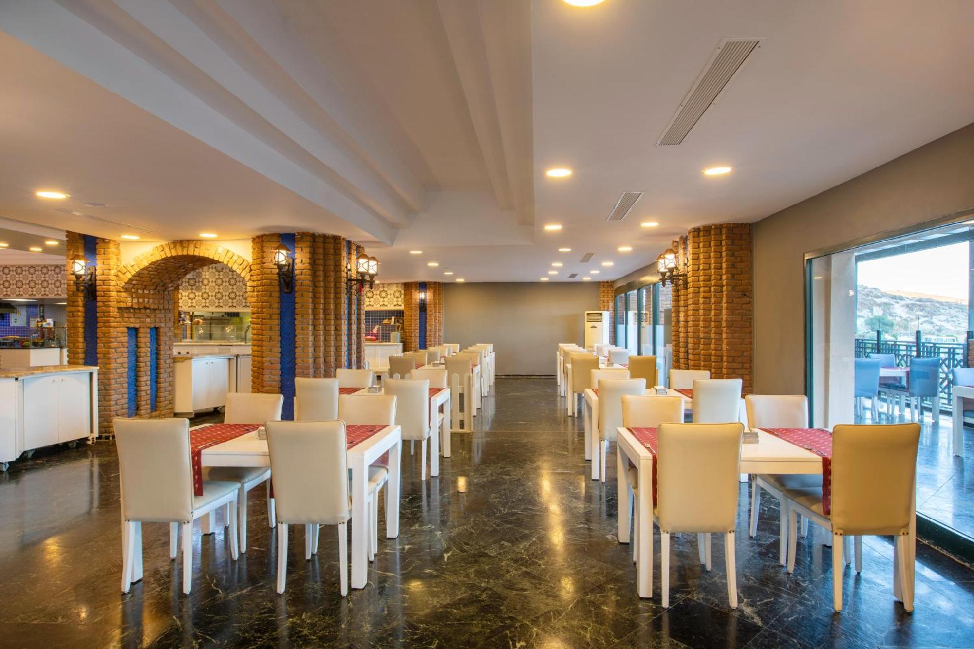 Selectum Collection Bodrum Akyarlar Luaran gambar